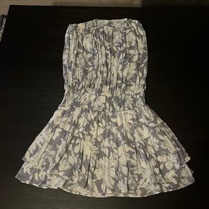 Strapless dress